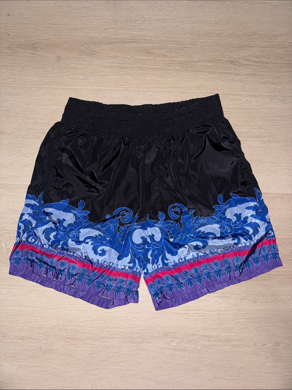 Versace Jeans Couture Men's M Black/Purple/Red/Blue Wave Print Swim Shorts
